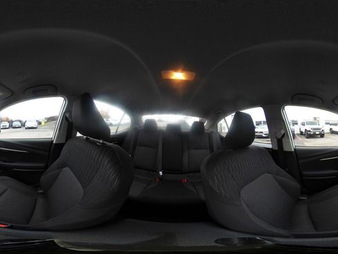 Used 2025 Toyota Camry LE image 41