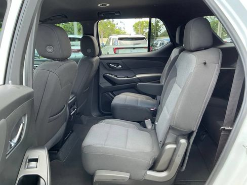 Used 2023 Chevrolet Traverse LT FWD image 29
