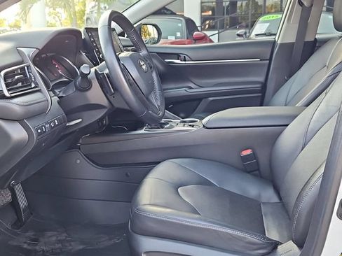Used 2021 Toyota Camry XSE FWD image 21