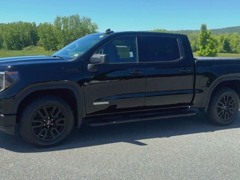 Used 2022 GMC Sierra 1500 Elevation AWD/4WD image 5