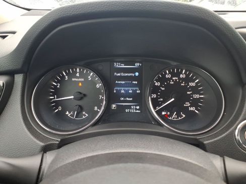 Used 2017 Nissan Rogue SL w/ SL Premium Package AWD/4WD image 30