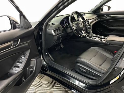 Used 2020 Honda Accord Sport image 18