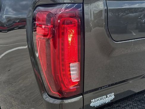 Used 2022 GMC Sierra 3500 AT4 image 34