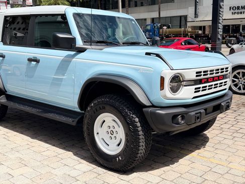 Used 2025 Ford Bronco Heritage Edition AWD/4WD image 6