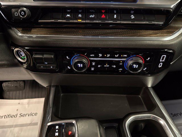Used 2023 Chevrolet Silverado 1500 RST w/ Z71 Off-Road Package AWD/4WD image 17