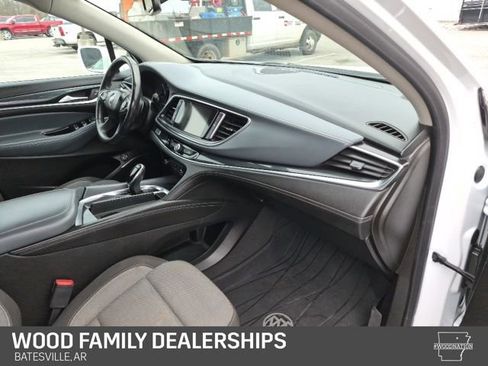 Used 2020 Buick Enclave Preferred w/ LPO, Floor Liner Package image 33