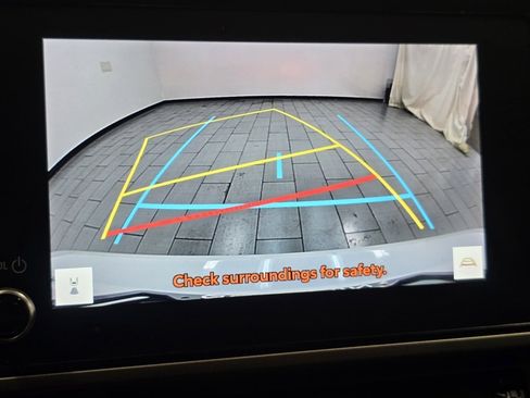 Certified 2025 Toyota Camry LE image 5