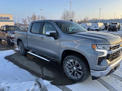 Used 2023 Chevrolet Silverado 1500 LT image 13