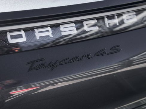 Used 2025 Porsche Taycan 4S w/ Premium Package image 10
