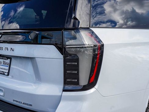 New 2026 Chevrolet Suburban Premier image 9