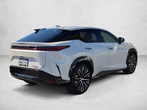 Used 2023 Lexus RZ 450e Premium w/ Technology Package AWD/4WD image 6