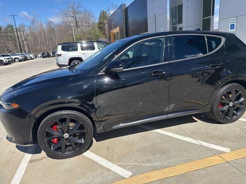 Used 2025 Dodge Hornet R/T image 18