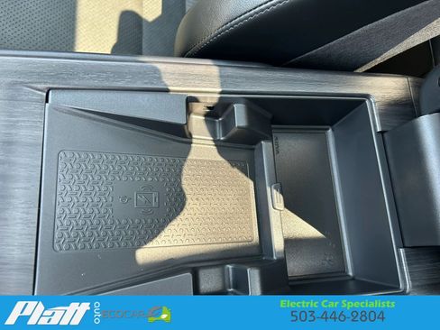 Used 2023 Nissan Ariya FWD image 28