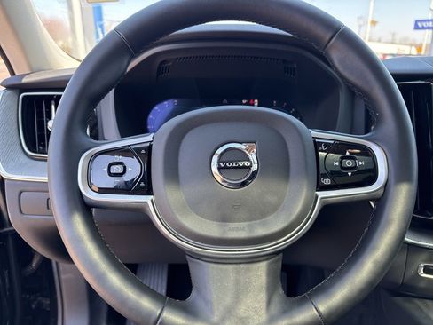 Certified 2025 Volvo XC60 B5 Plus AWD/4WD image 16