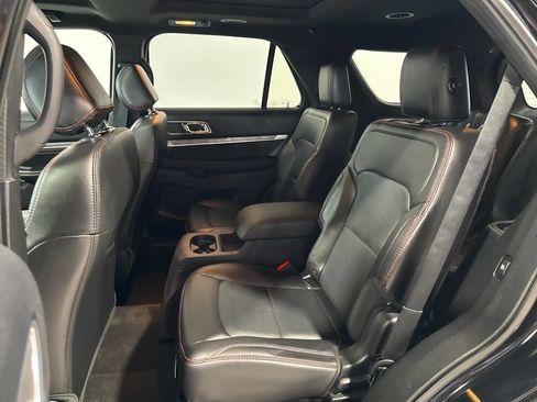Used 2017 Ford Explorer Sport w/ Equipment Group 401A AWD/4WD image 33