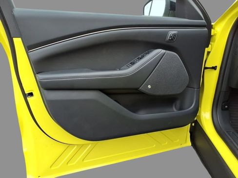 New 2025 Ford Mustang Mach-E Premium image 14