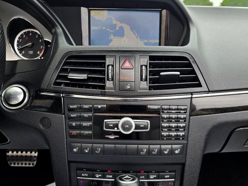Used 2012 Mercedes-Benz E 350 Cabriolet image 38