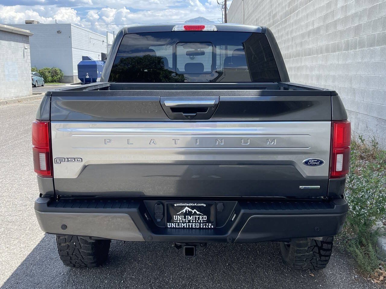 Used 2019 Ford F150 Platinum w/ Max Trailer Tow Package AWD/4WD image 9