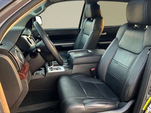 Used 2016 Toyota Tundra Limited w/ Limited Premium Package image 24
