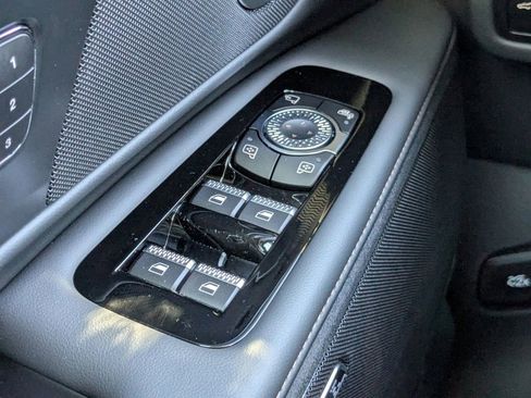 New 2026 Lincoln Nautilus Premier w/ Equipment Group 102A image 27