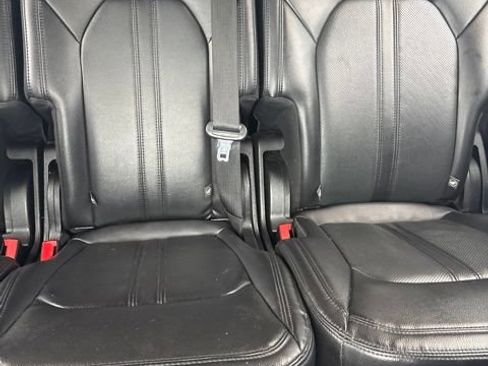 Used 2021 Ford Expedition Max Limited AWD/4WD image 9