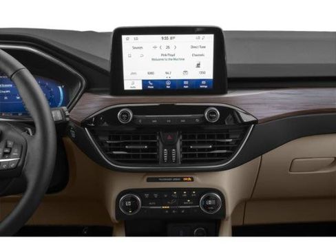 Used 2022 Ford Escape Titanium AWD/4WD image 10
