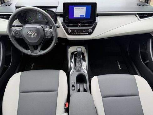 Used 2024 Toyota Corolla LE FWD image 13