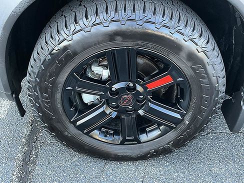 Certified 2025 Nissan Rogue SV AWD/4WD image 8