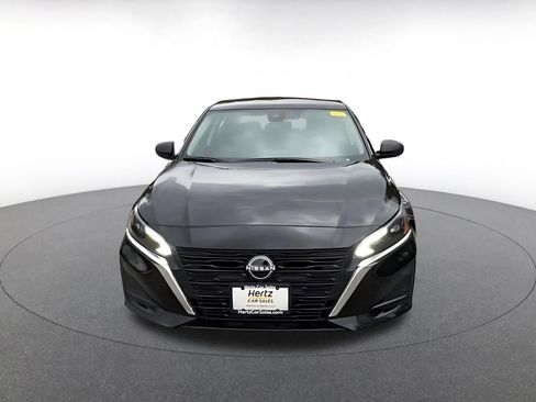 Used 2025 Nissan Altima 2.5 SV image 4