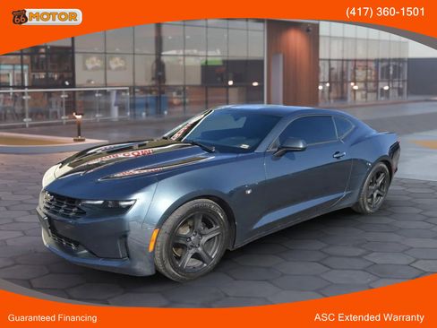 Used 2019 Chevrolet Camaro LT image 1