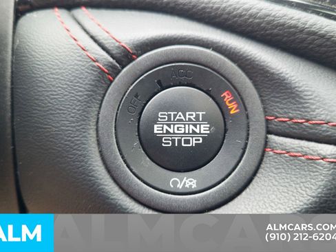 Used 2024 Dodge Durango GT image 11