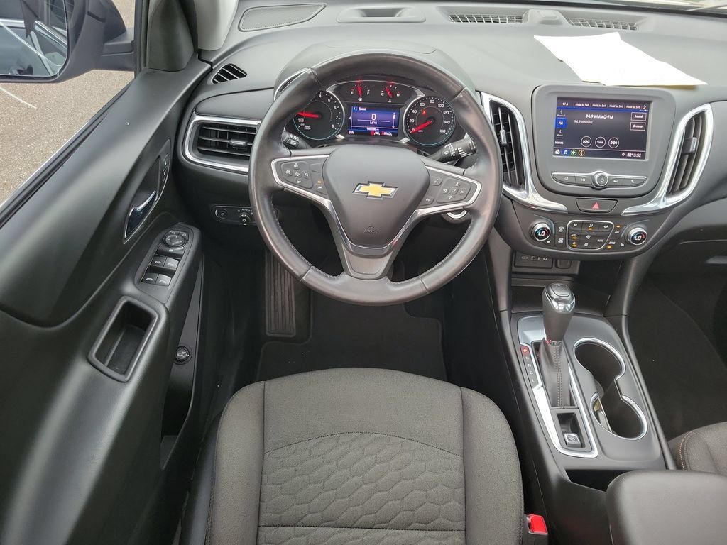 Used 2020 Chevrolet Equinox LT FWD image 28