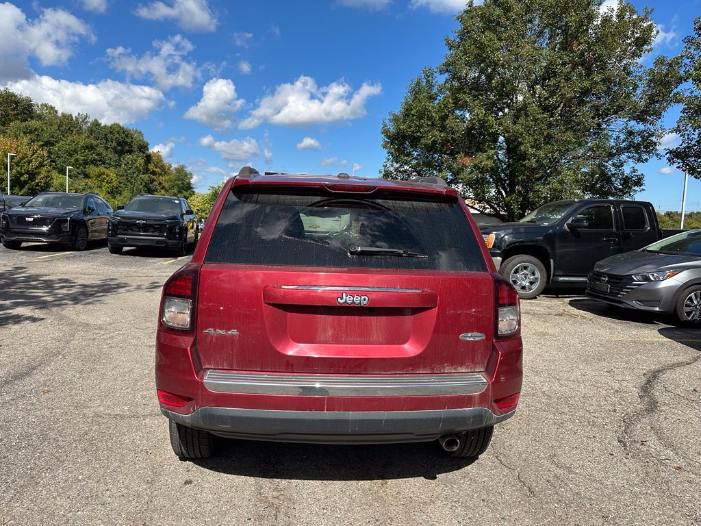 Used 2017 Jeep Compass High Altitude AWD/4WD image 4
