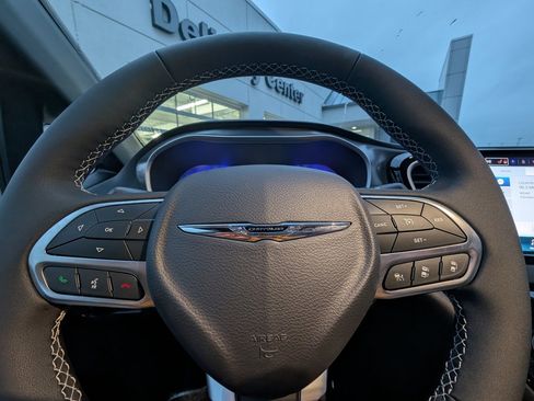 New 2026 Chrysler Voyager LX image 21