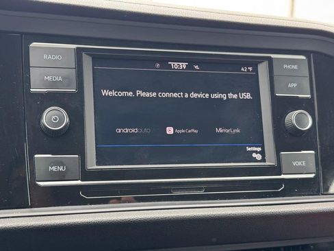 Used 2024 Volkswagen Jetta SE image 21