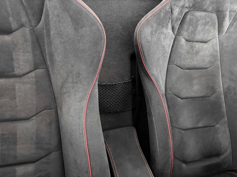 Used 2015 McLaren 650S Spider image 30