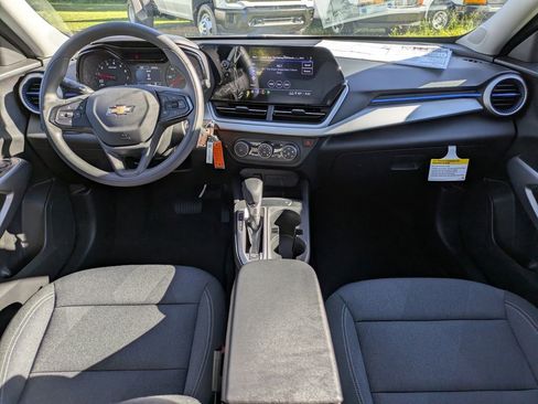 New 2026 Chevrolet Trax LS w/ Driver Confidence Package image 15