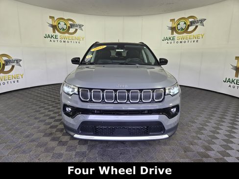 Certified 2022 Jeep Compass Limited AWD/4WD image 3