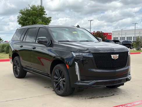 Used 2024 Cadillac Escalade Sport w/ Touring Package AWD/4WD image 1