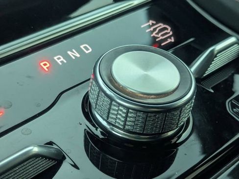 Used 2023 Jeep Grand Cherokee Summit image 17