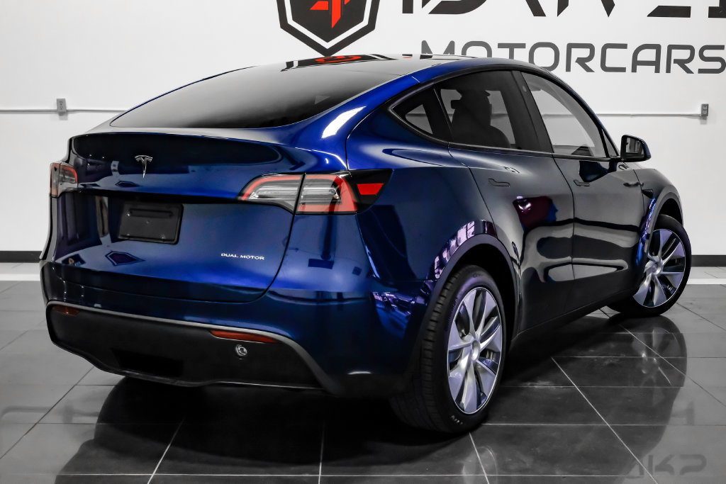 Used 2023 Tesla Model Y Long Range AWD/4WD image 11