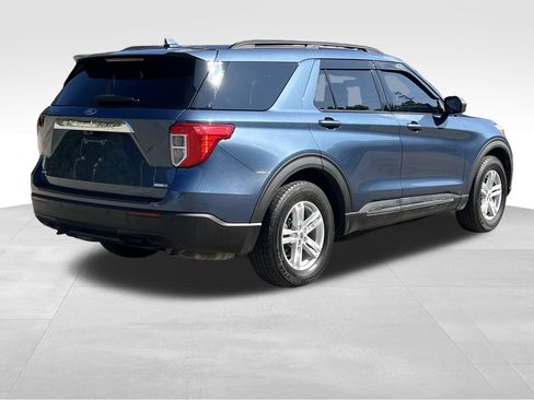 Used 2020 Ford Explorer XLT w/ Comfort Package AWD/4WD image 7