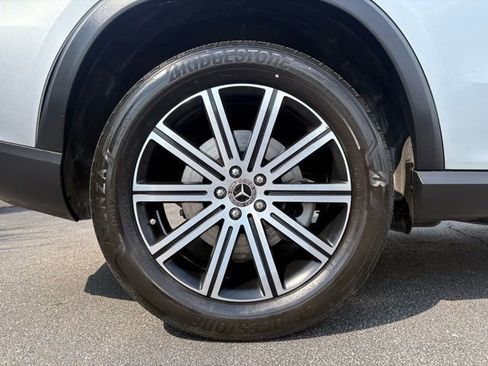 Used 2024 Mercedes-Benz GLE 450e 4MATIC image 13