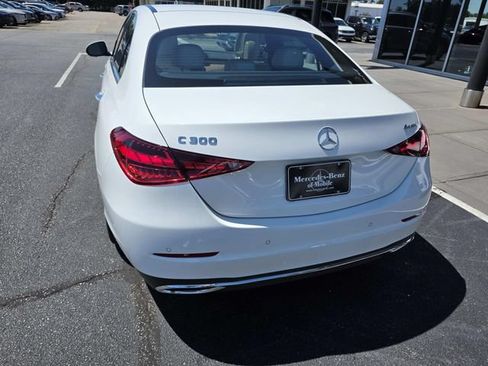 Used 2024 Mercedes-Benz C 300 4MATIC Sedan image 4