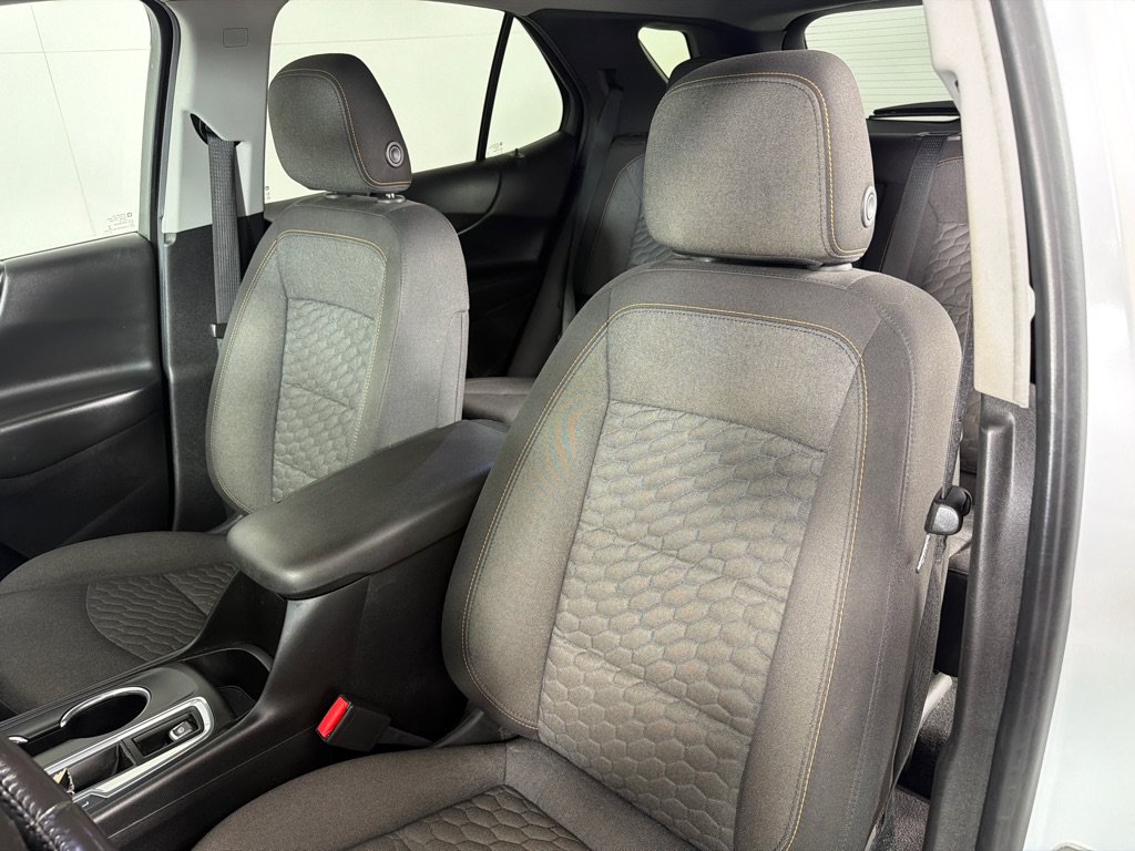Used 2019 Chevrolet Equinox LT FWD image 10