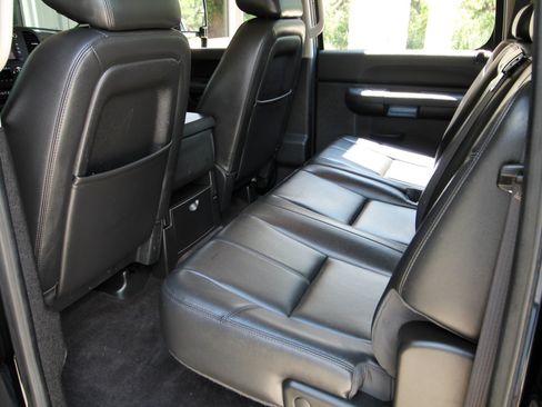 Used 2014 Chevrolet Silverado 2500 LT w/ Texas Edition AWD/4WD image 41