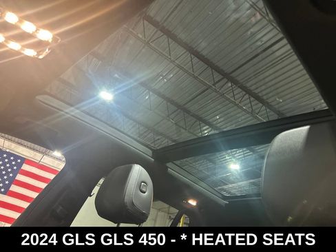 Used 2024 Mercedes-Benz GLS 450 4MATIC image 10