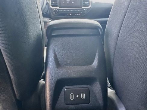 Used 2026 Hyundai Venue SEL FWD image 22