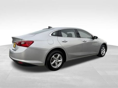 Used 2018 Chevrolet Malibu LS image 8