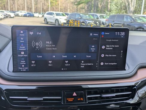 Certified 2026 Acura MDX SH-AWD w/ Technology Package image 12